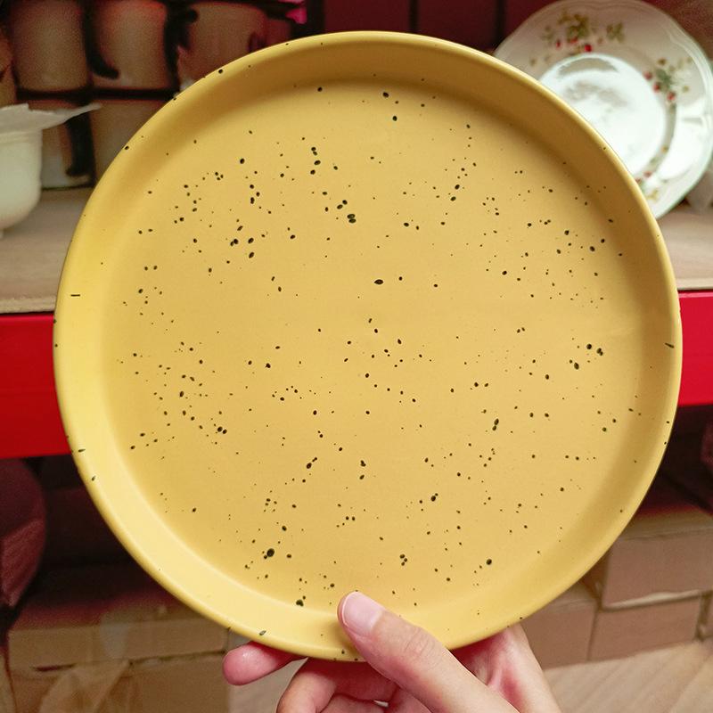 

Круглая 8-дюймовая керамическая обеденная тарелка, украшение для стола в гостиную, черно-белая чернильная тарелка в горошек, скандинавская бытовая посуда, тарелка