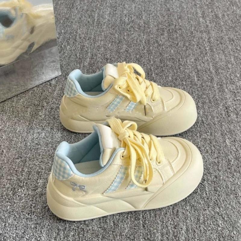 Platform white shoes women's new summer thin versatile casual board shoes with skirts mesh bread shoes