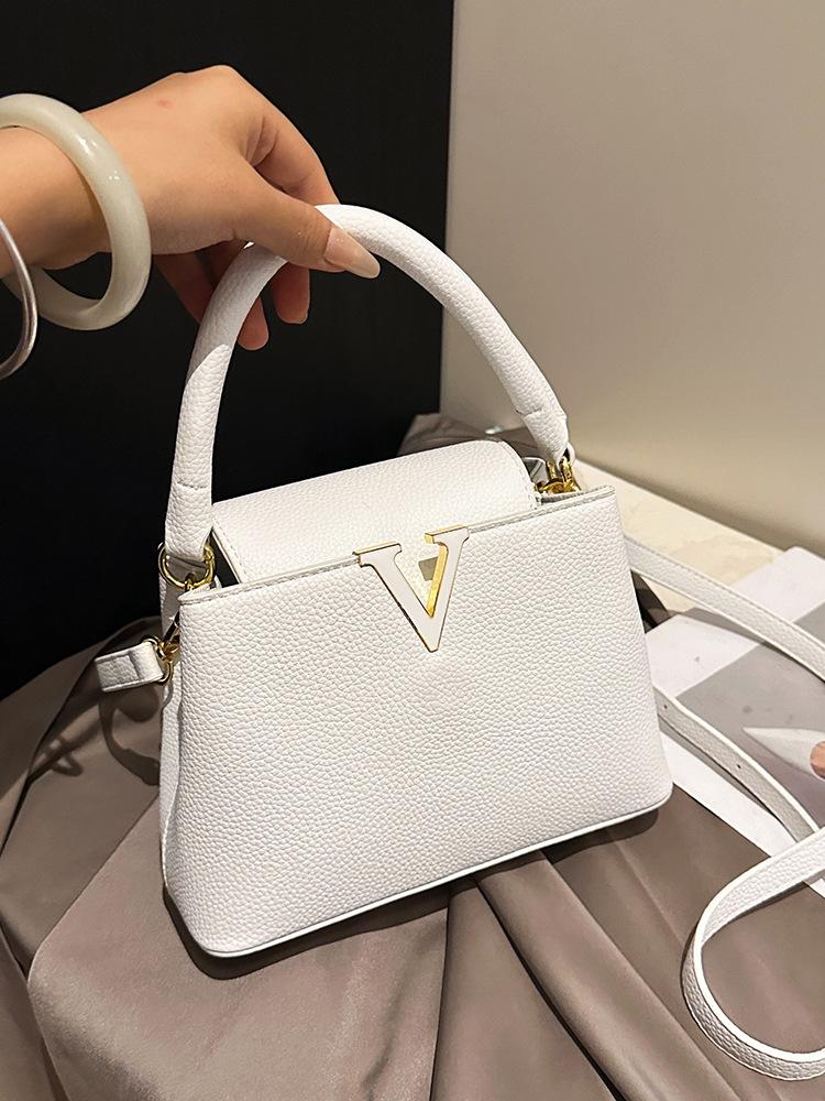 2025 Trendy V-Shaped Women's Handbag: Elegant Versatile Shoulder & Crossbody Bag
