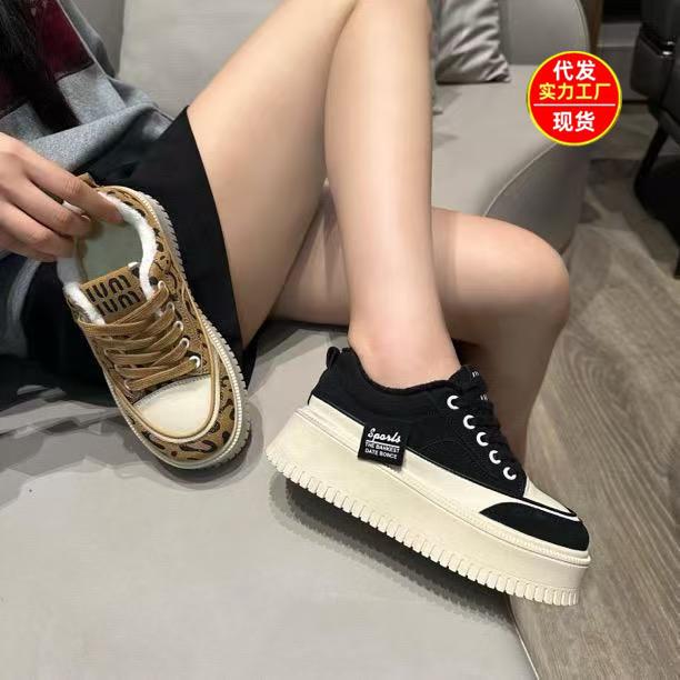 Women's Spring New Thick Baseplate Shoes Women's Shoes Versatile and High Student Sports and Leisure Shoes Women