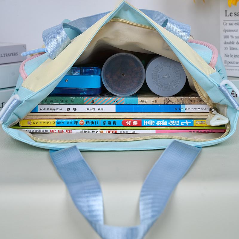 Versatile pain bag, fresh and sweet, simple tutoring bag, high-value tutoring bag, female junior high school student messenger bag, shoulder bag.