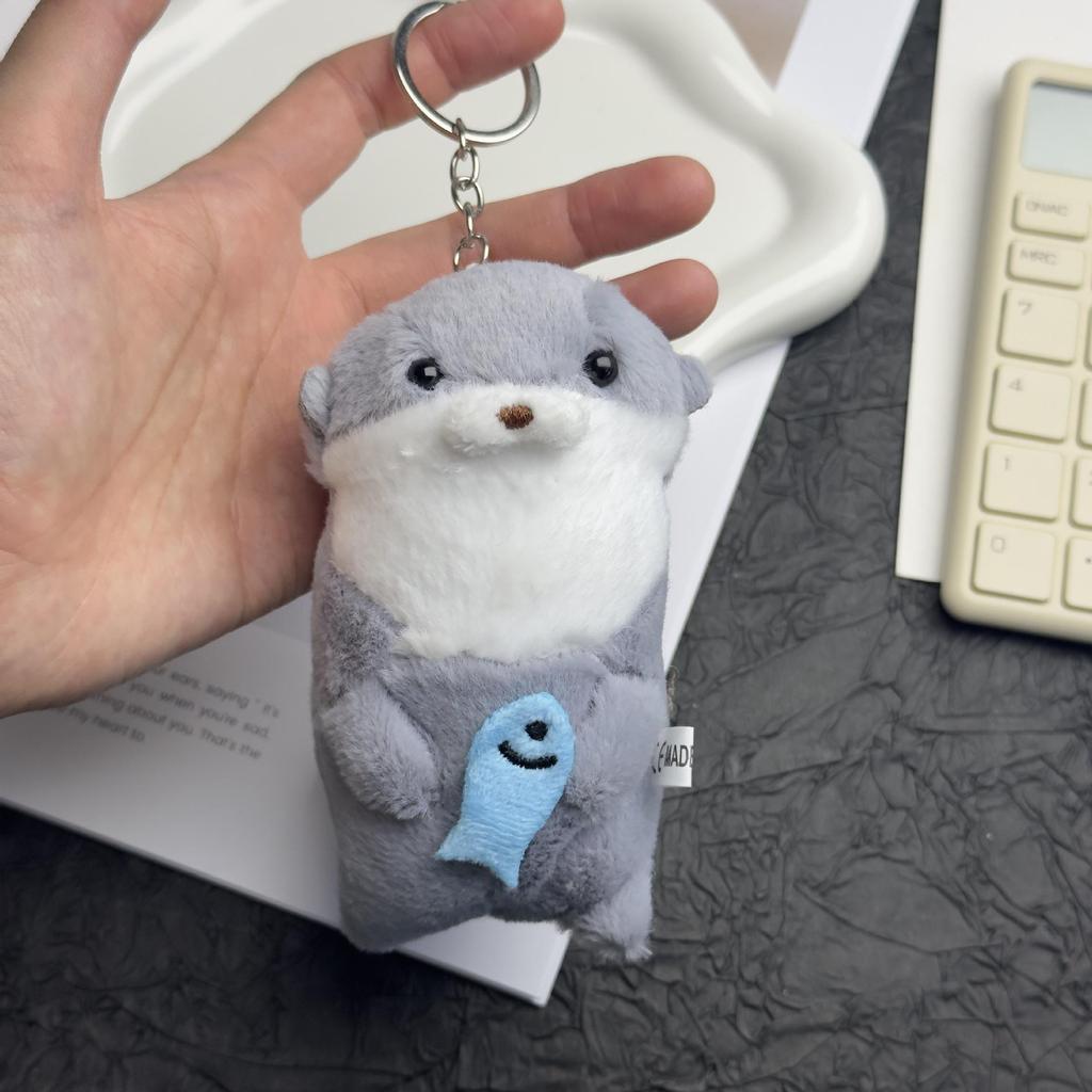 Cute Otter Holding Fish Plush Keychain - Creative Animal Pendant