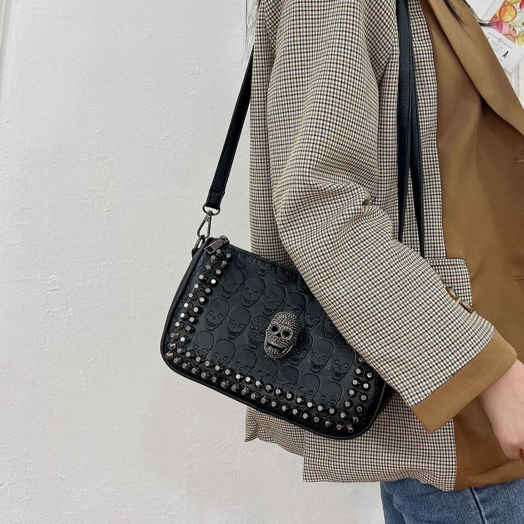 Shoulder Messenger Bag with Skull Design Black Studs Y2K Street Motorcycle Punk Wind Bag Halloween New