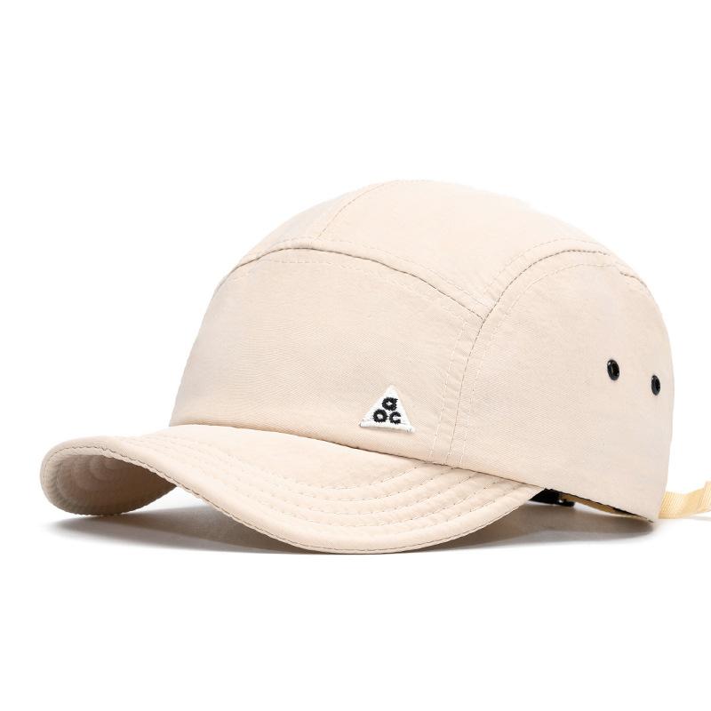 

Летняя быстросохнущая бейсболка с буквами для мужчин и женщин, дышащая кепка с плоскими полями для отдыха на природе в стиле ретро бежевый/белый