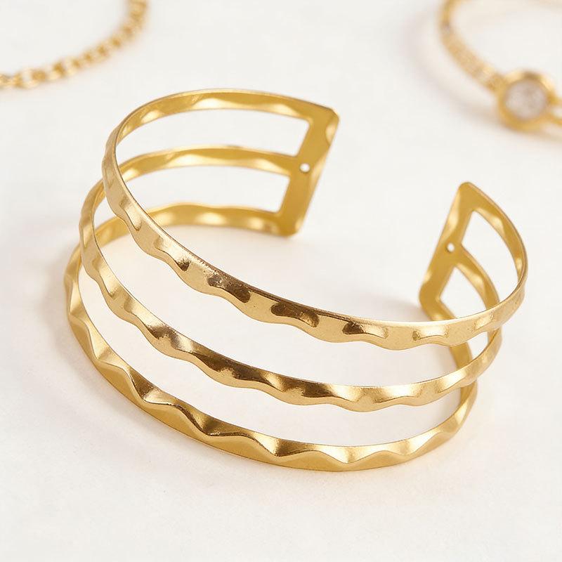 European and American Cross-Border Bestseller: Adjustable Hollow Triple-Layer Corrugated Bracelet