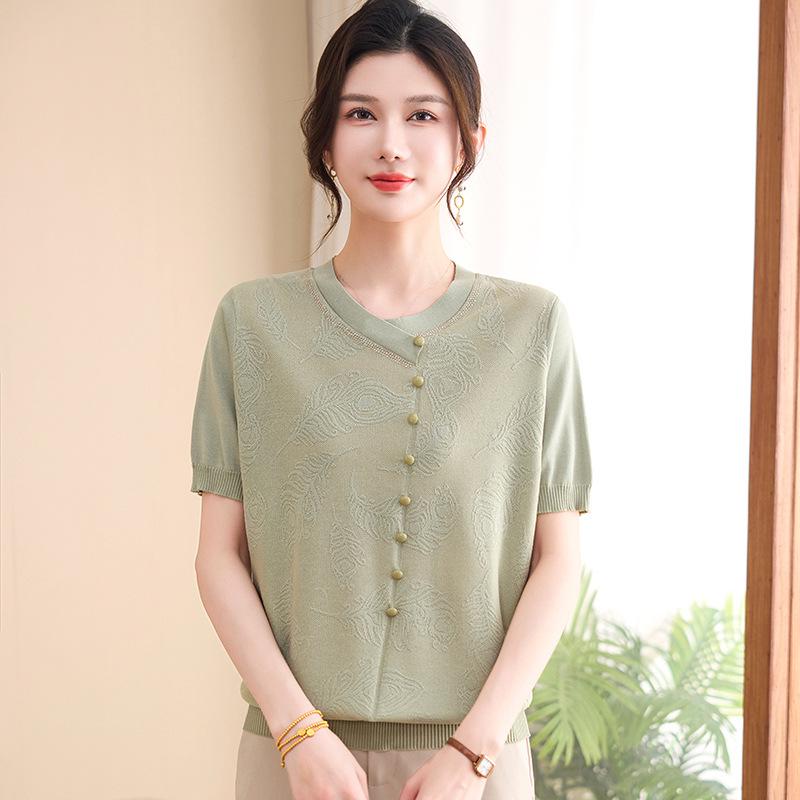 Ice Silk Short-Sleeve Women's T-Shirt: 2026 Fashionable, Elegant, Thin Knit, Summer Top for Middle-Aged Women.
