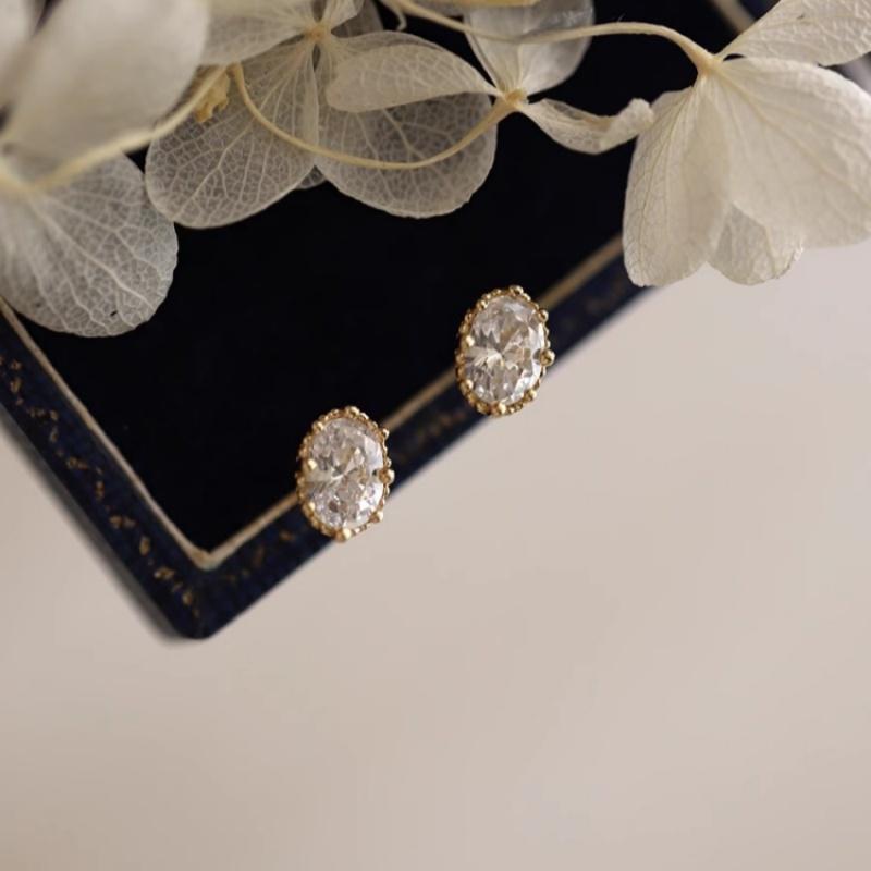 

925 Sterling Silver Plated 14K Gold Retro Oval Zircon Earrings for Women French Temperament Jewelry Accessories Gold