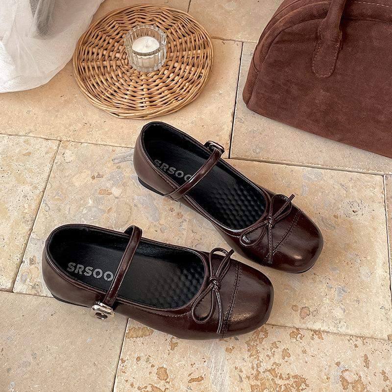 Silver French ballet style light mouth low heel single shoes women's 2025 new summer skirt JK versatile Mary Jane shoes