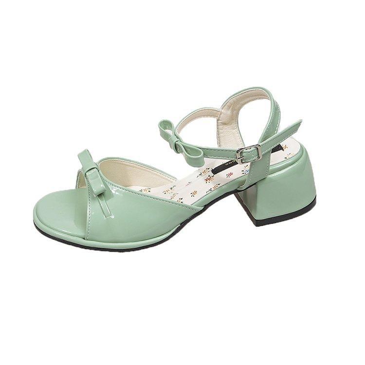 Flat Bottom One-word Strap Cross 2025 New Summer Wear with Skirt Fairy Wind Vacation Beach Cool Slippers