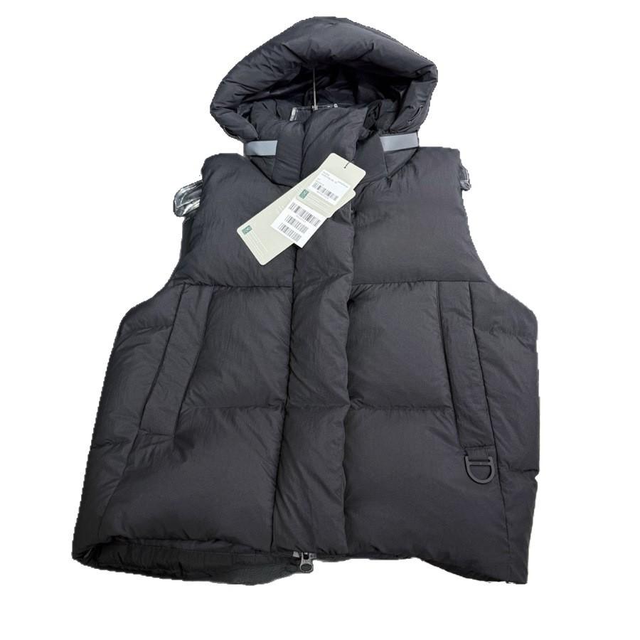 The New Ouyang Nana Generation Black Label Junction Goose Down Vest Canadian High-end