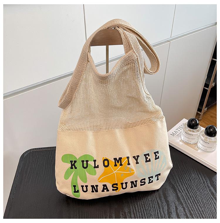 Neue bedruckte Netzstofftasche mit Stoffeinsätzen, frische und vielseitige Mädchen-Schultertasche, modische Einkaufstasche mit großem Fassungsvermögen