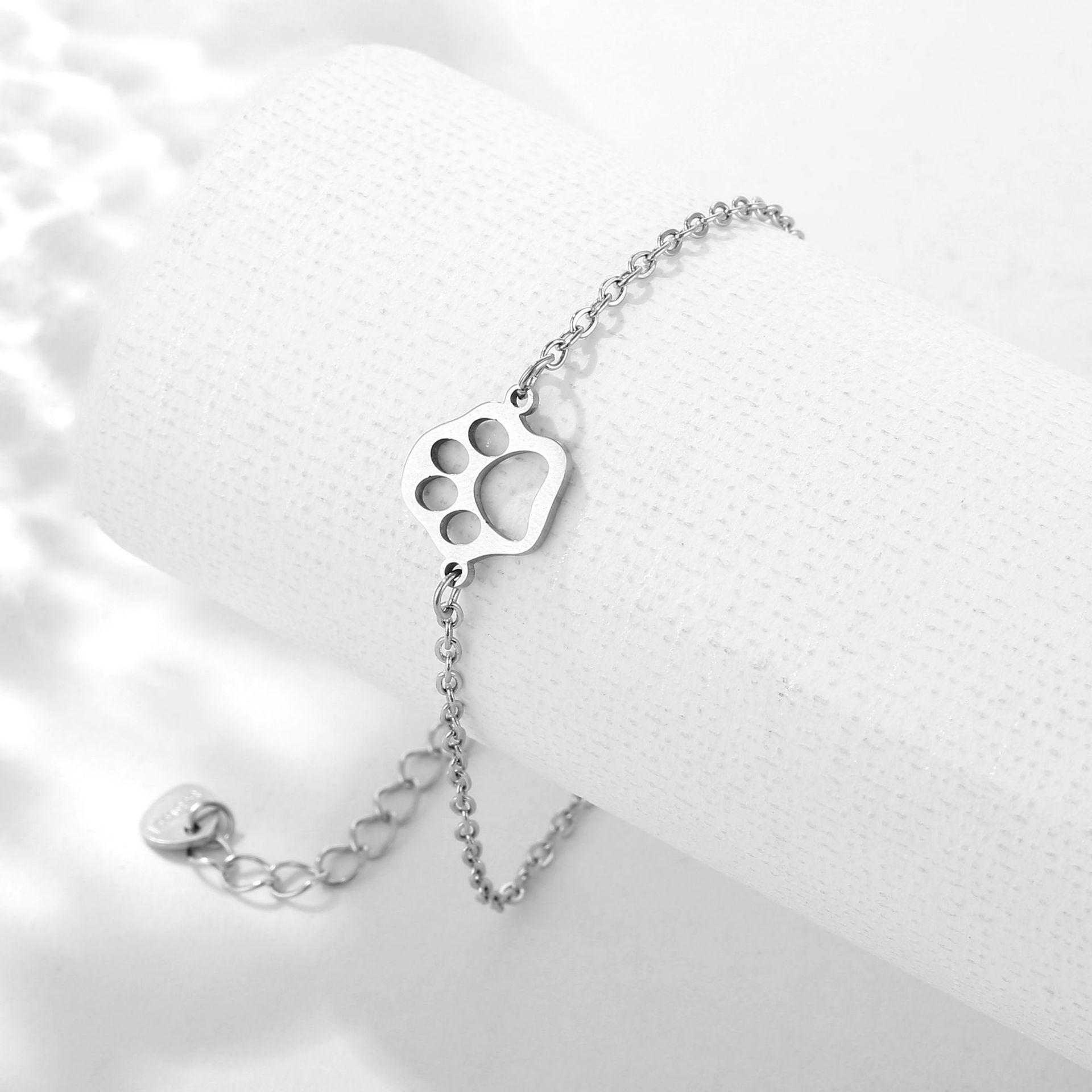 Popular jewelry European and American stainless steel cat s paw dog s paw bracelet, hollowed out personalized jewelry women