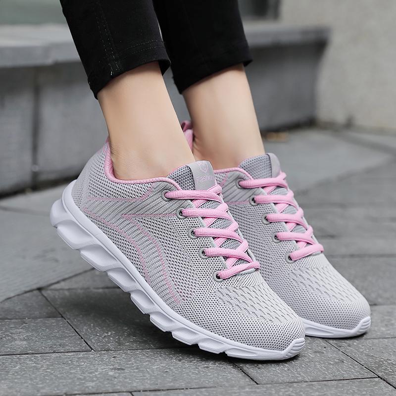 Fashion Ultralight Women Running Summer Fashion Anti Slip Hiking Mesh Breathability Athletic Shoe Tennis Woman Trend Sneakers Tennis