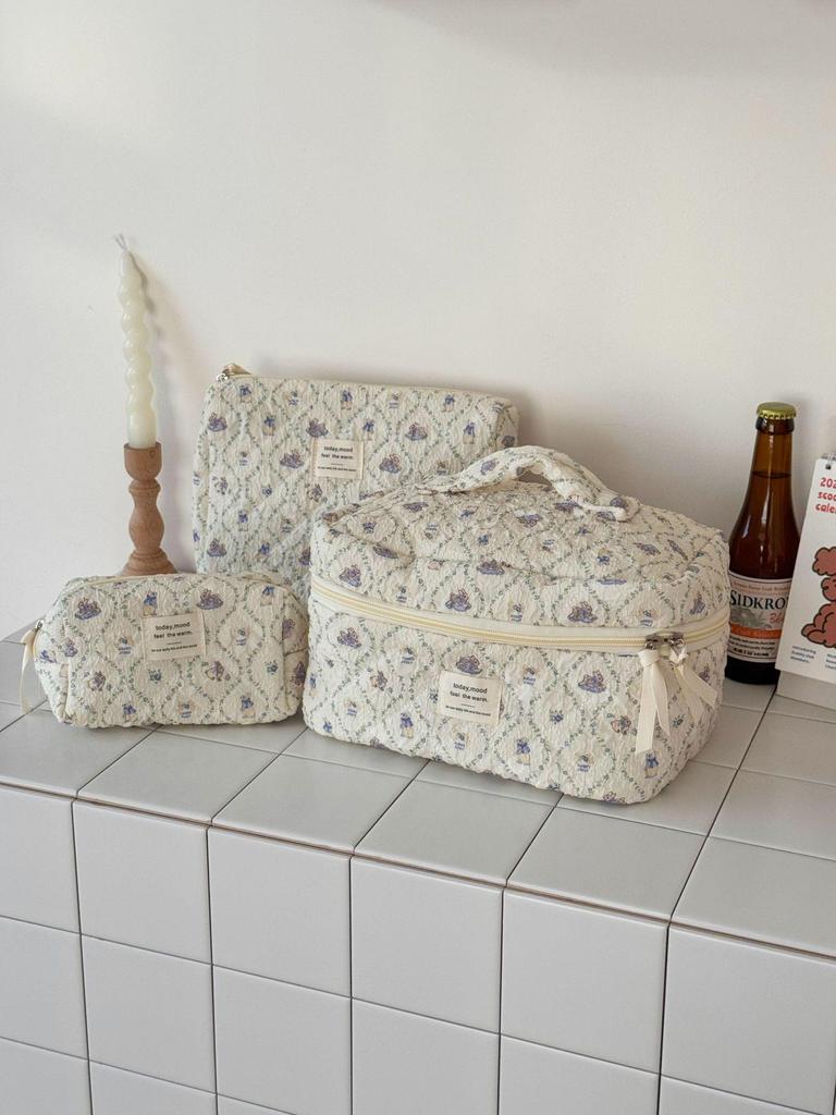 Purple Rabbit Lace Makeup Bag - Cute Cartoon Print, Fresh Style, Compact Storage Wash Bag