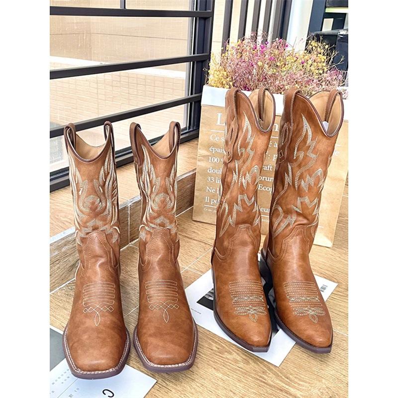 Rindsleder~ He Sui hat die gleichen vielseitigen Leder-Western-Cowboystiefel Damen dicker Absatz bestickte Ritterstiefel Retro mittelhohe Reitstiefel