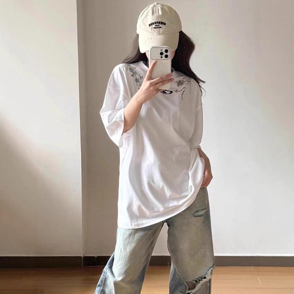 Women's Summer Plum Blossom Embroidery Cotton T-Shirt - Loose Fit, Trendy Unisex Style