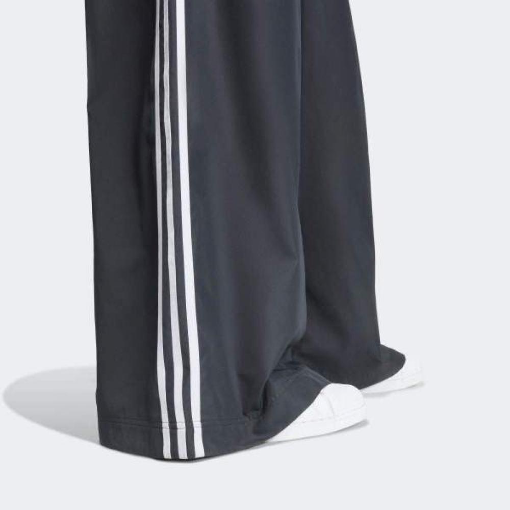 adidas Жіночі спортивні штани Firebird Adilenium