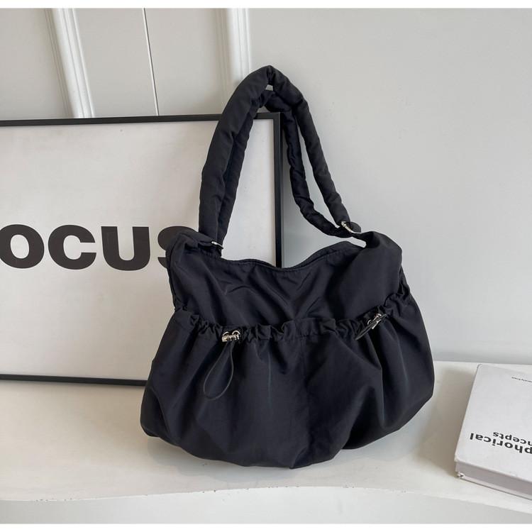 IELGY Pleated Bag Casual Nylon Cloth Large Capacity Crossbody Bag