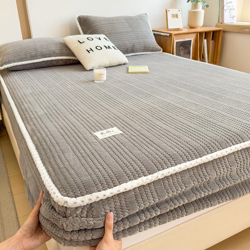 Class A Jacquard Milk Velvet Fitted Sheet and Mattress Protector Set