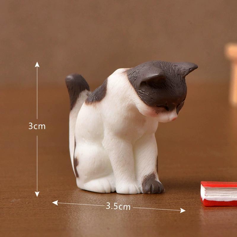 1PC Mini Pet Cats Action Figures Toys Miniature Landscape Ornament Dollhouse Home Decoration