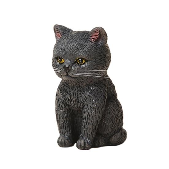 Cat Ornament Resin Statue Handmade Realistic Cat Figurine Home Office Desktop Living Room Decoration