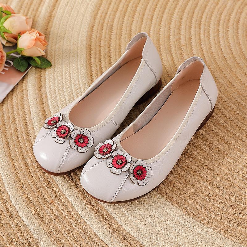Soft-soled leather spring and autumn new leather shoes comfortable flat-soled women's shoes retro non-slip medium single shoes