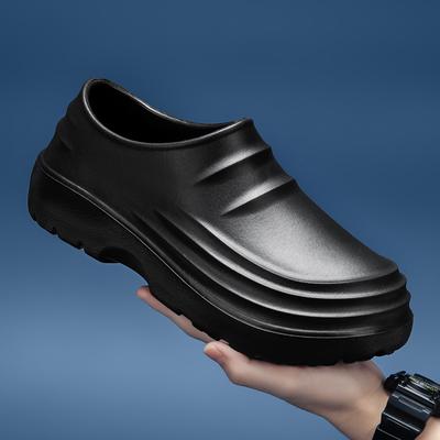 Mode Sommer Wasserdicht Ölfest Kochschuhe Herren Sandalen Leichtgewichtige Herren Freizeit Hausschuhe Eva Strandschuhe Atmungsaktive Gartensandalen