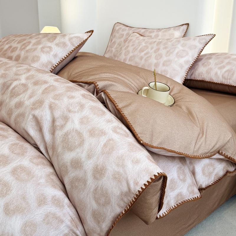 2026 Brushed Cotton Four-Piece Set with Thickened Shell Edge