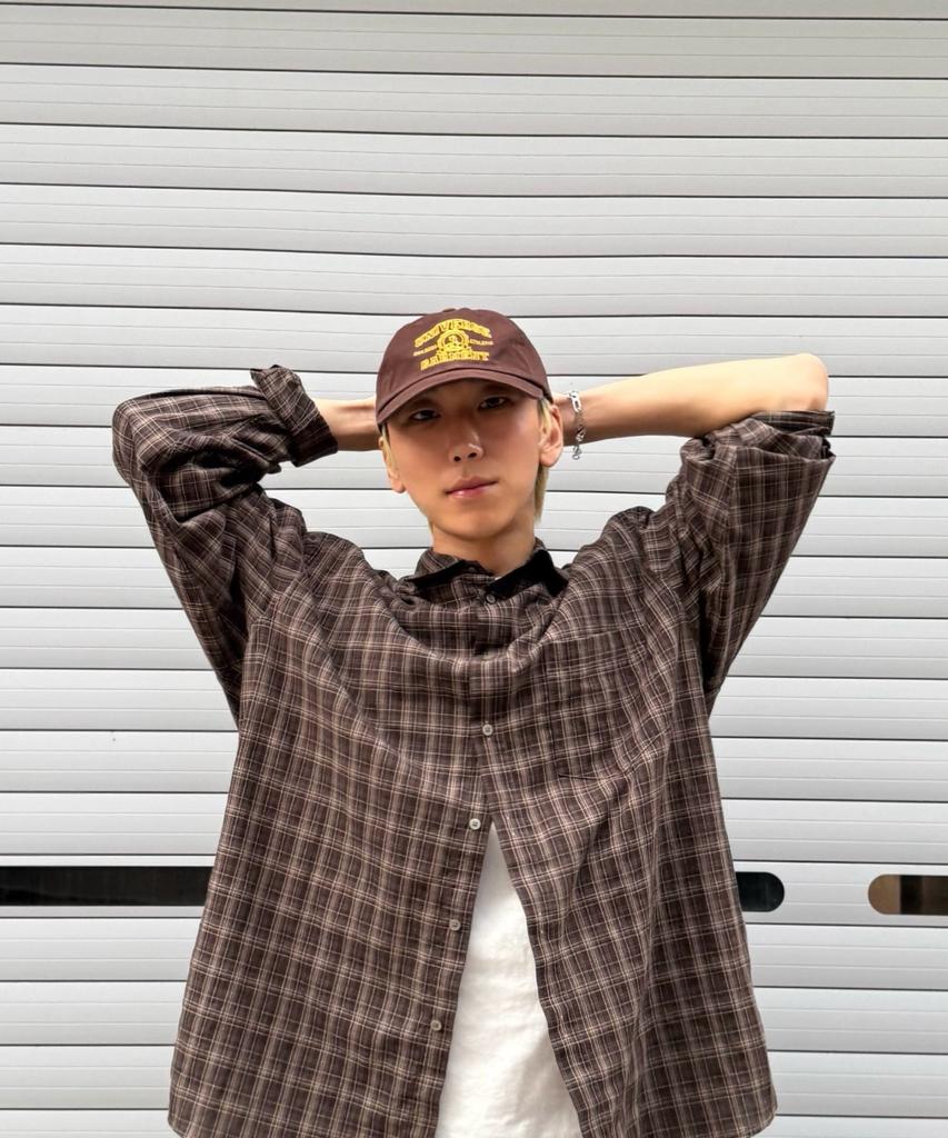 Yunibeoseugameonteu Ug Symbol Logo Ball Cap_Brown