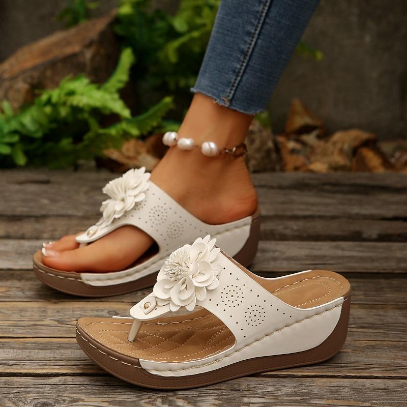 Large size women's shoes summer new slope heel cool slippers wearing flip-flops female flower sandals