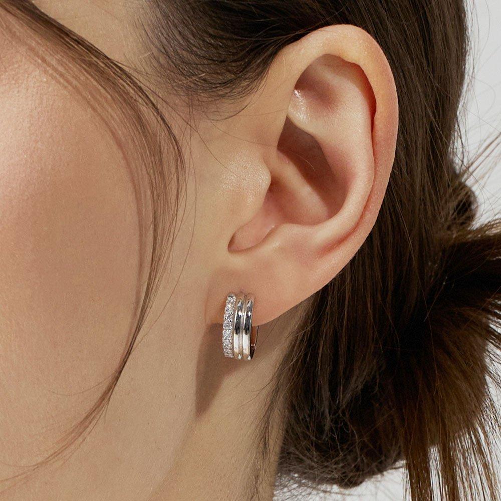 

Triple Silver (W) Pave Earrings Hl3E4B305W9Xxx
