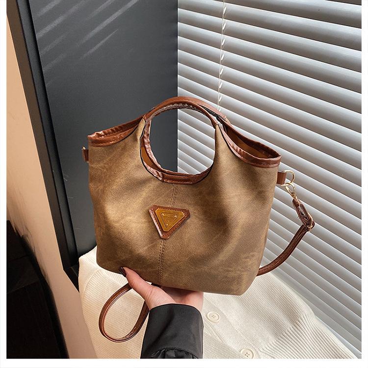 

Повседневная нишевая сумка женская новая осень и зима универсальная сумка-мессенджер модная портативная сумка-ведро хаки