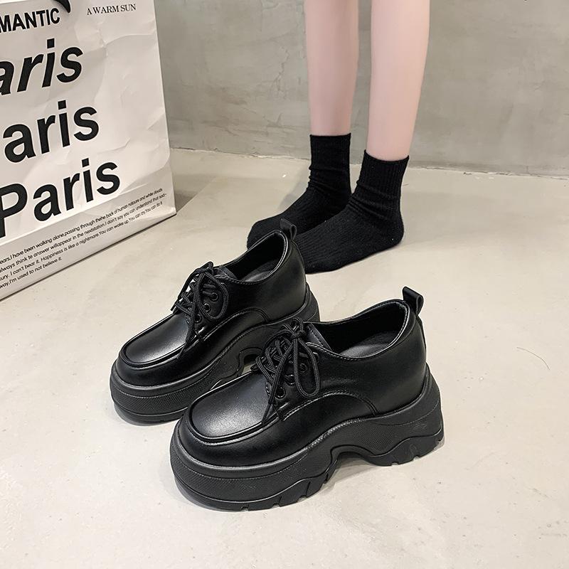 

2024 new spring black versatile Japanese small black leather shoes muffin platform shoes Mary Jane British style loafers 35