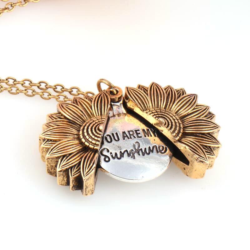 European-American Sunflower Pendant Necklace: Couple's Floral Alloy Jewelry Fantasy Gift