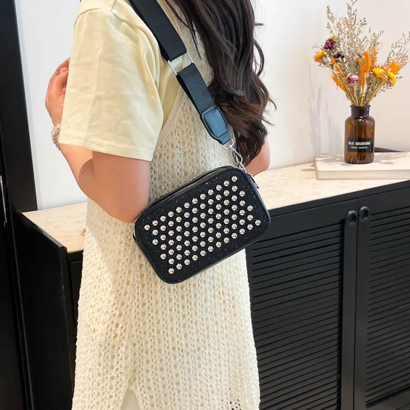 Diamond-encrusted Texture and Fashionable Temperament 2025 New Large-capacity Casual Broadband Single Shoulder Crossbody Small Square Bag Women