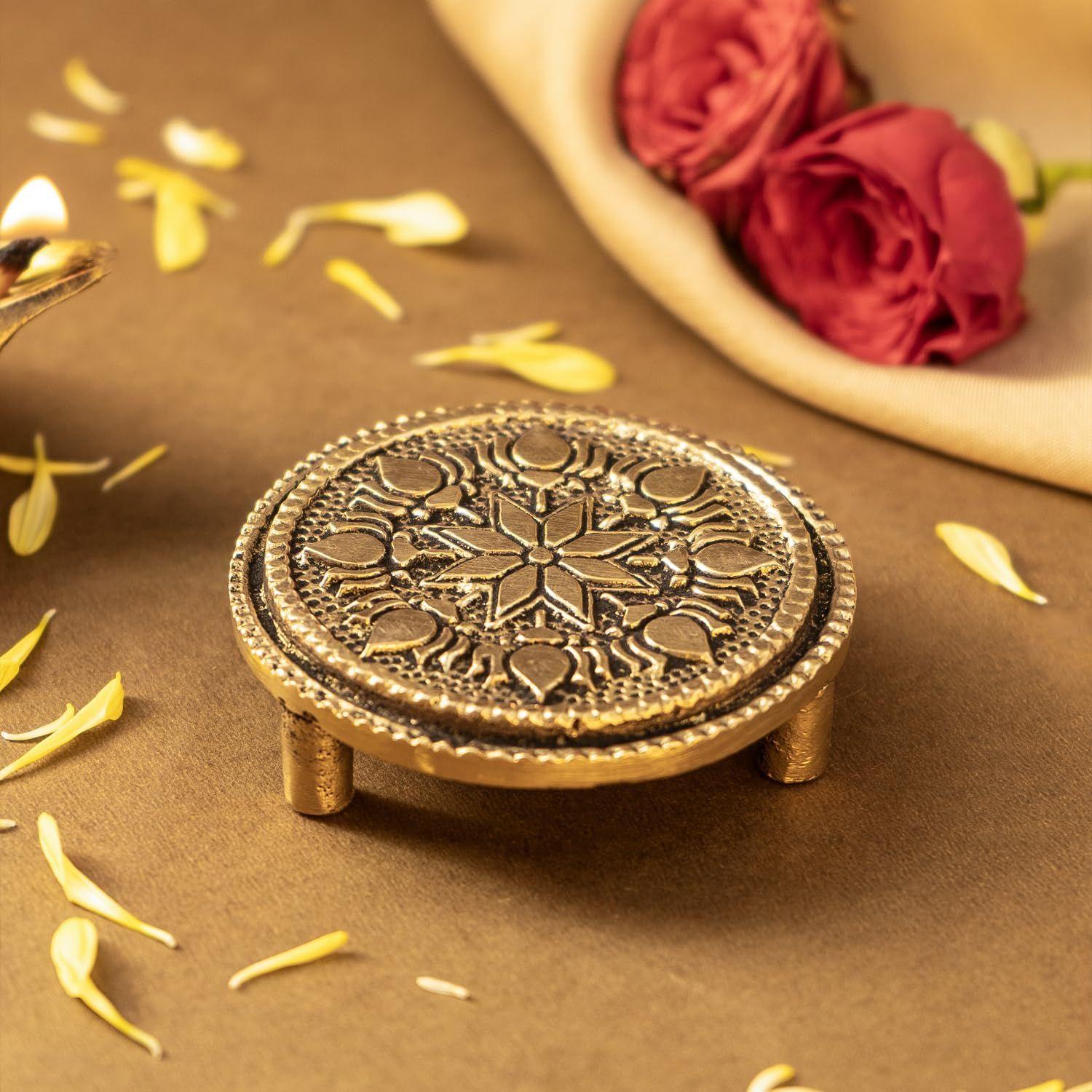 Ekhasa 100% Pure Brass Chowki for God Idols | Peetal Stand Peedam for Idols | Small Bajot | Pooja Peeta Chowki