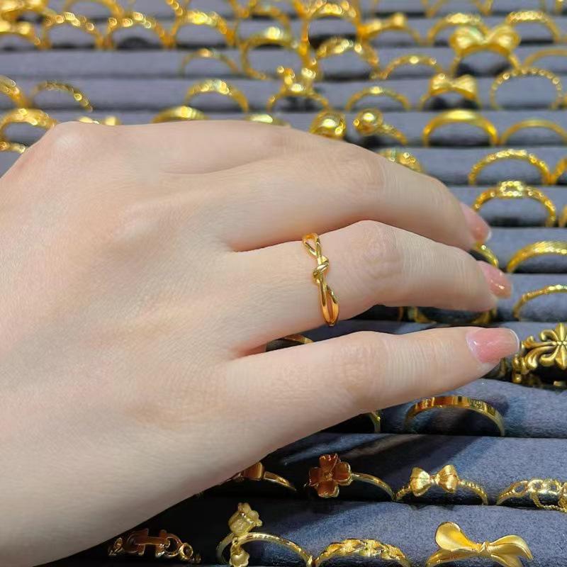 Women s Adjustable Entwined Knot Ring - Simple, Elegant Design