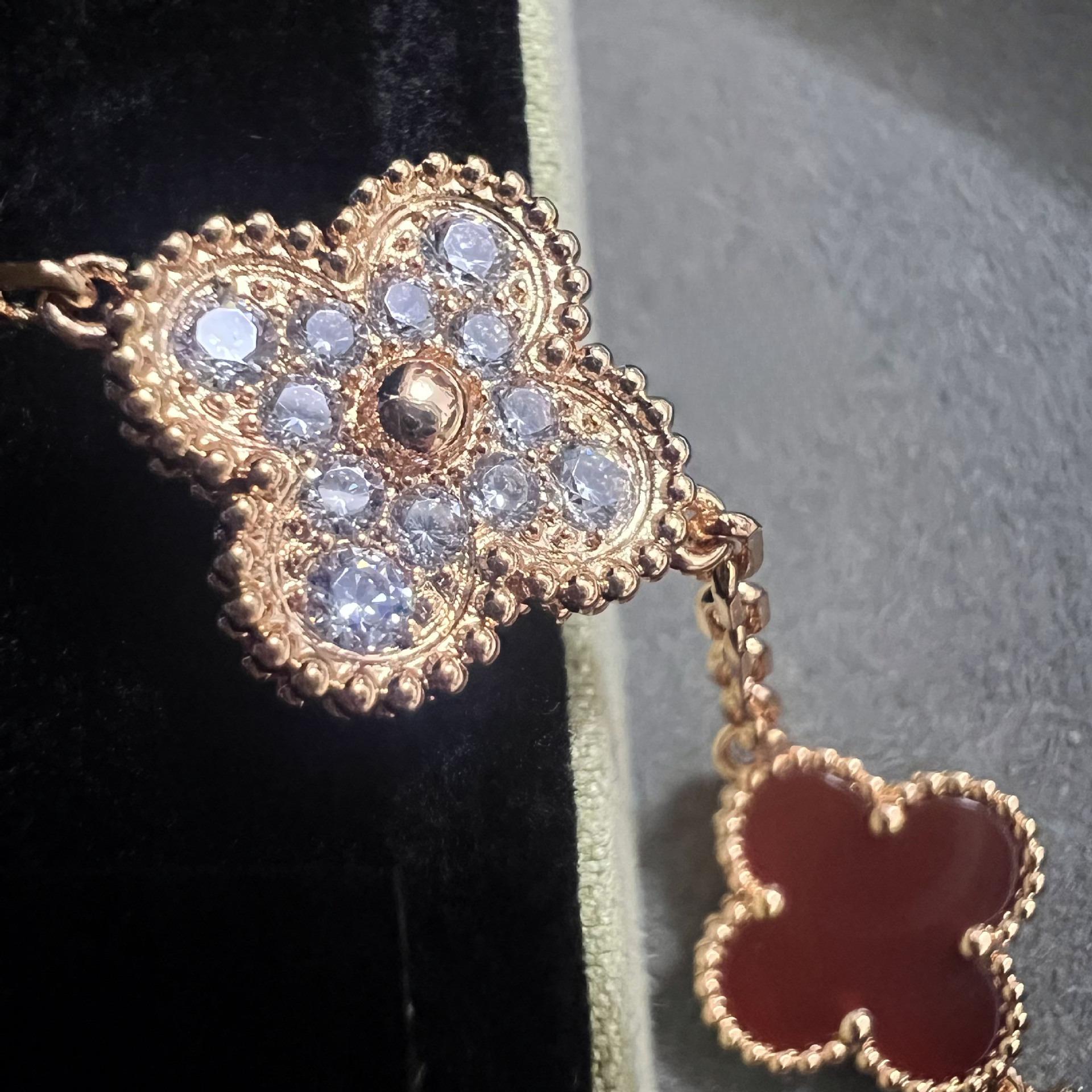 

Браслет Клевер Четырехлистный Версия Хай 18К Браслет Пятицветковый Женский Высококлассный Новый Браслет High version