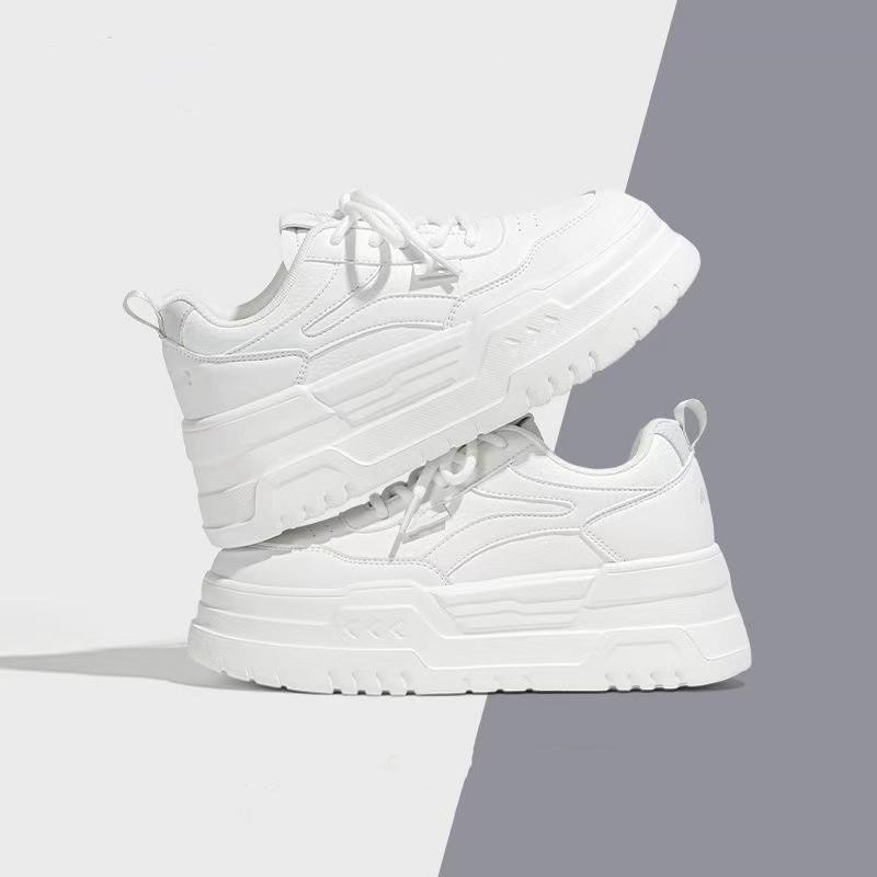 Platform white shoes women's 2025 spring and autumn new breathable fashion versatile panda sports and leisure board shoes white