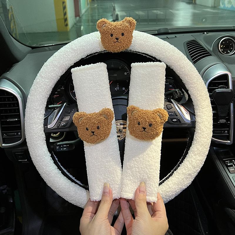Cute Cartoon Bear Universal Car Steering Wheel Cover Winter Warm Faux lamb Plush Car Wheel Protector Decoration Women Girls