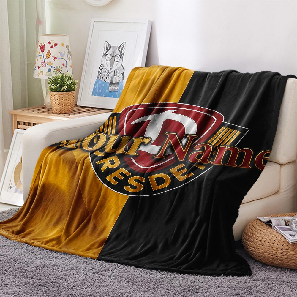 1 Stück Dynamo Dresden Benutzerdefinierter Name Gemustert Flanell Decke Geeignet Für Alle Jahreszeiten Für Heimdekoration Wärme Und Komfort Geschenke Feiertagsgeschenk