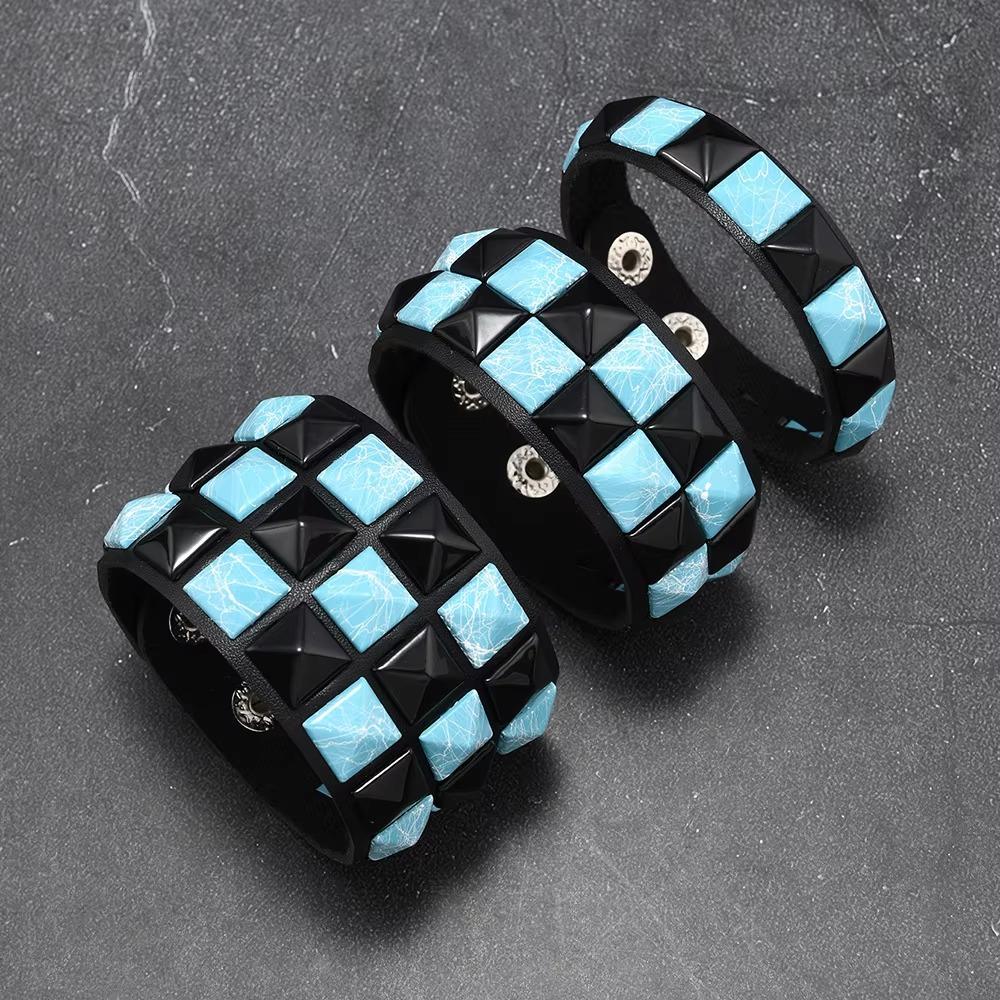 Vintage Big Wide Bracelet Contrasting Gothic Punk Bracelet Rivets Leather Wristband Male Female