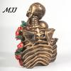 Gothic Skeleton Ornament Hugging Couple Figurine, Rose Skull Resin Retro Sculpture, Vintage Decoration, Romantic Halloween Party Supplies
