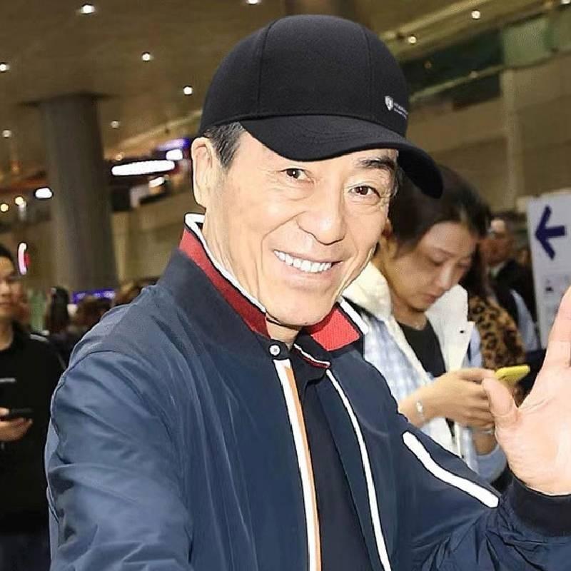 Stylish And Breathable Baseball Cap For Men With Adjustable Fit And Sun Protection Features