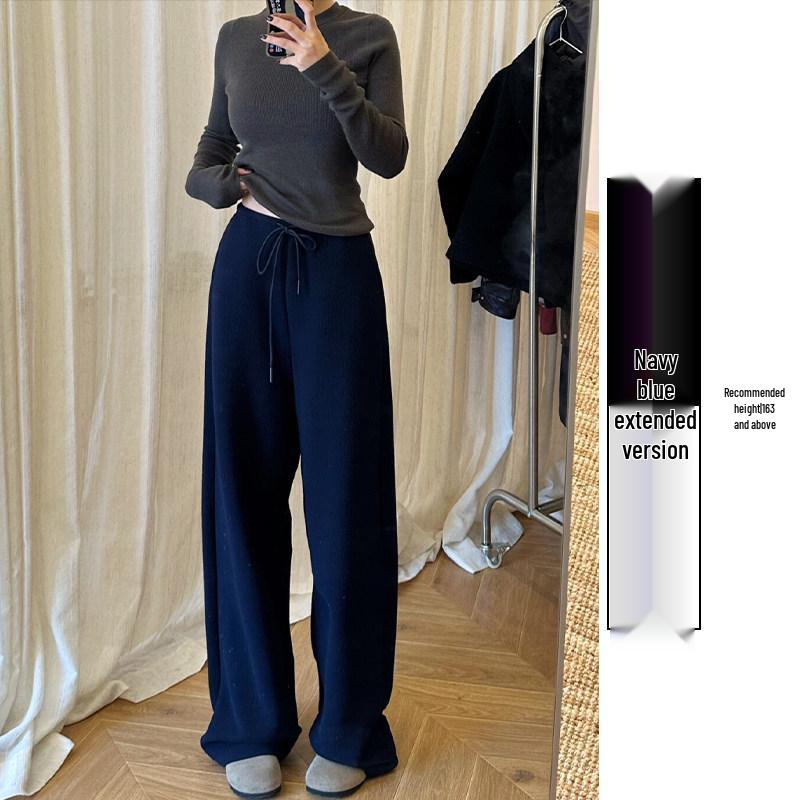 Spring 2026 Women s Khaki Straight-Leg Sweatpants - Loose Fit with Unique Curved Knife Seam M