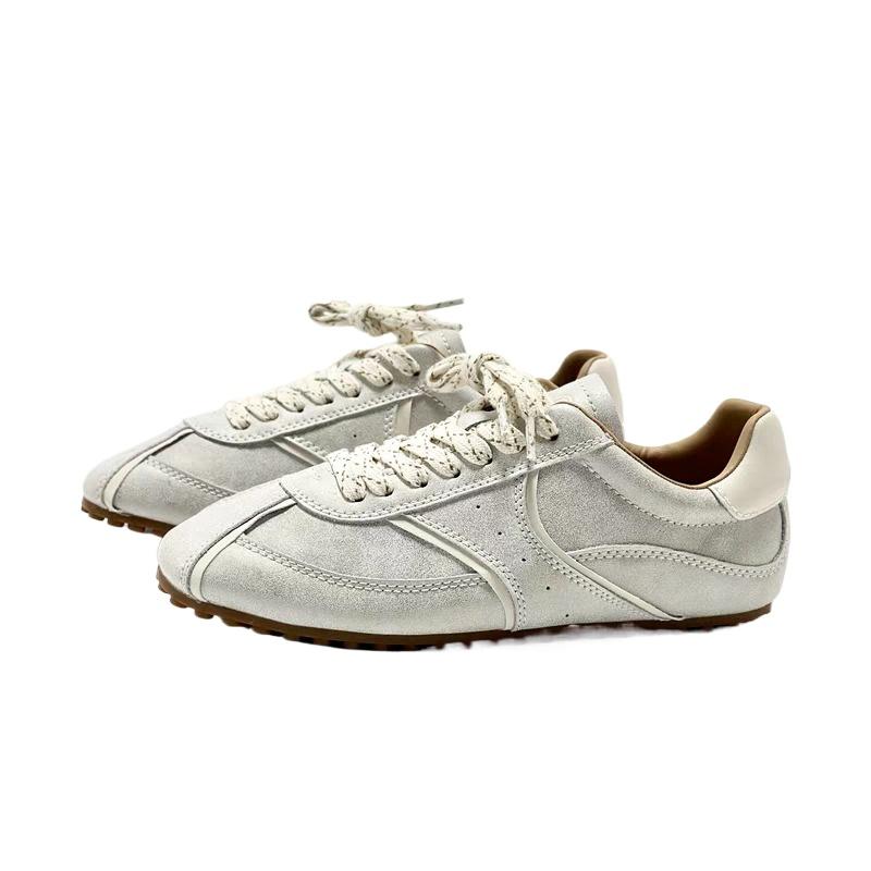 Fashion Shoes Female 2025 Hot Sale Lace-up Women's Vulcanize Shoes Fashion Round Toe Outdoor Slip-Resistant Casual Versatile Sneakers