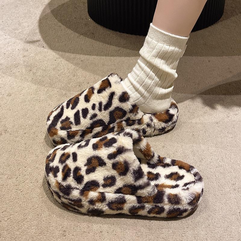 Leopard print thick bottom heightening fluffy slippers women wear new autumn and winter fashion home fluffy cotton slippers