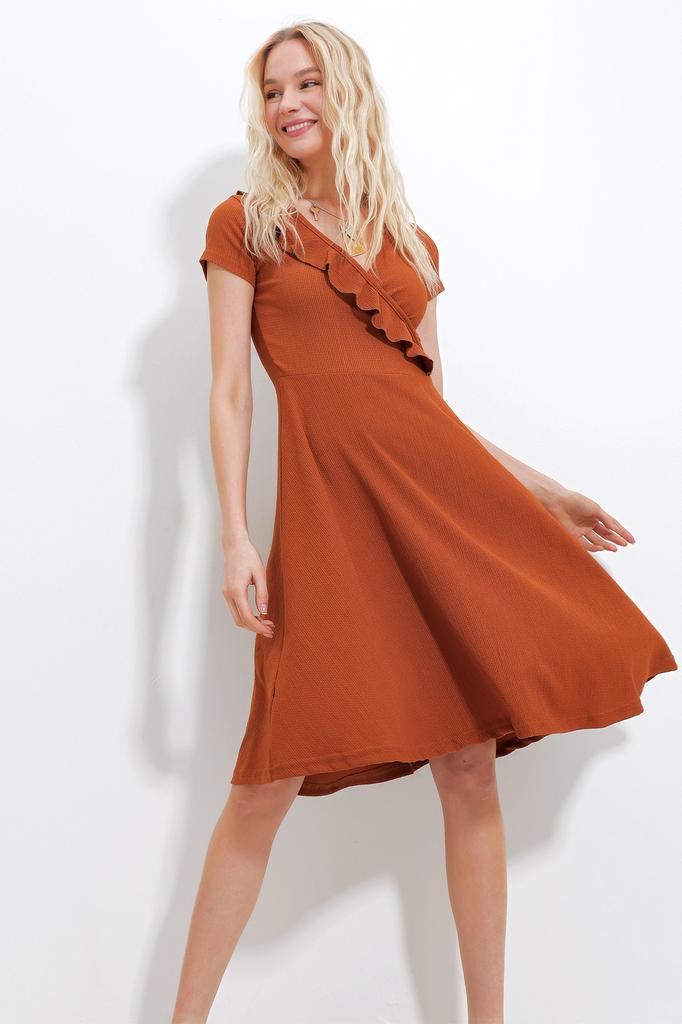 Women's Dress New Season Fashion Blue V-neck Ruffled Midilength Knitted Dress