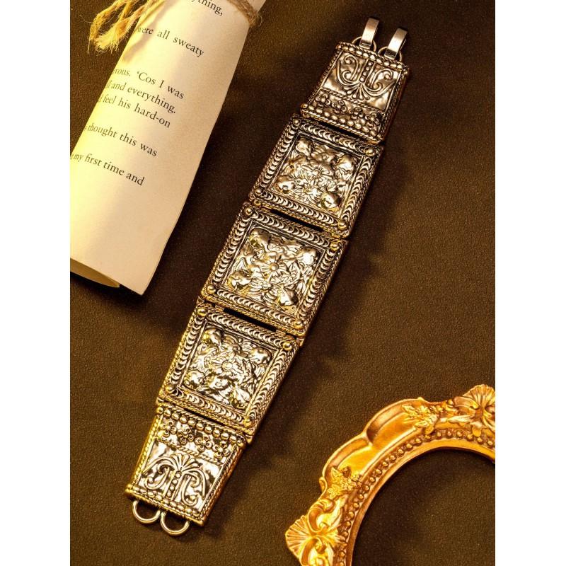 Bracelet Carré de Marque Relief Industrie Lourde Vintage Avec Texture Rétro Décoration Faite à la Main Sculpture de Palais Antique