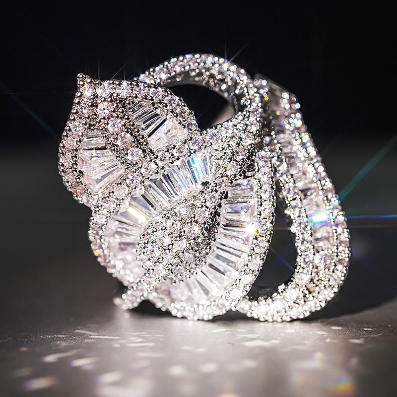 Luxury Leaf Finger Ring Lady Gorgeous Fashion Female Party Accessories with Bright Cubic Zirconia Stylish Jewelry Gifts
